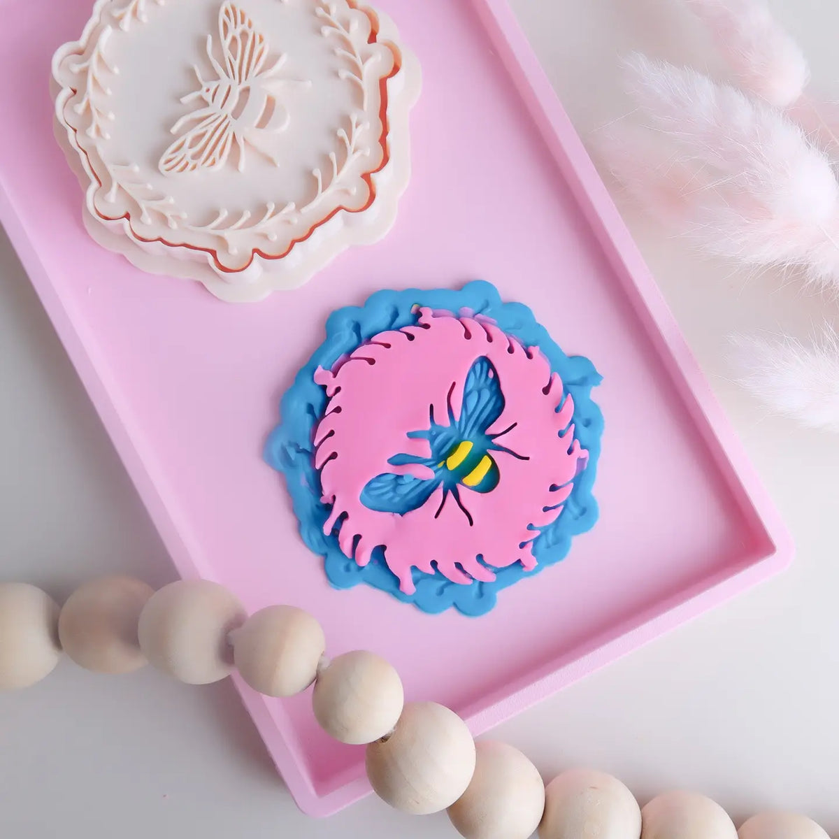 Eco Playdough Stamp - Bumble Bee