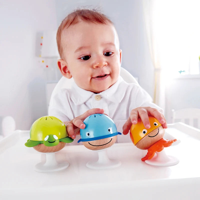 Stay-Put Rattle Set by Hape