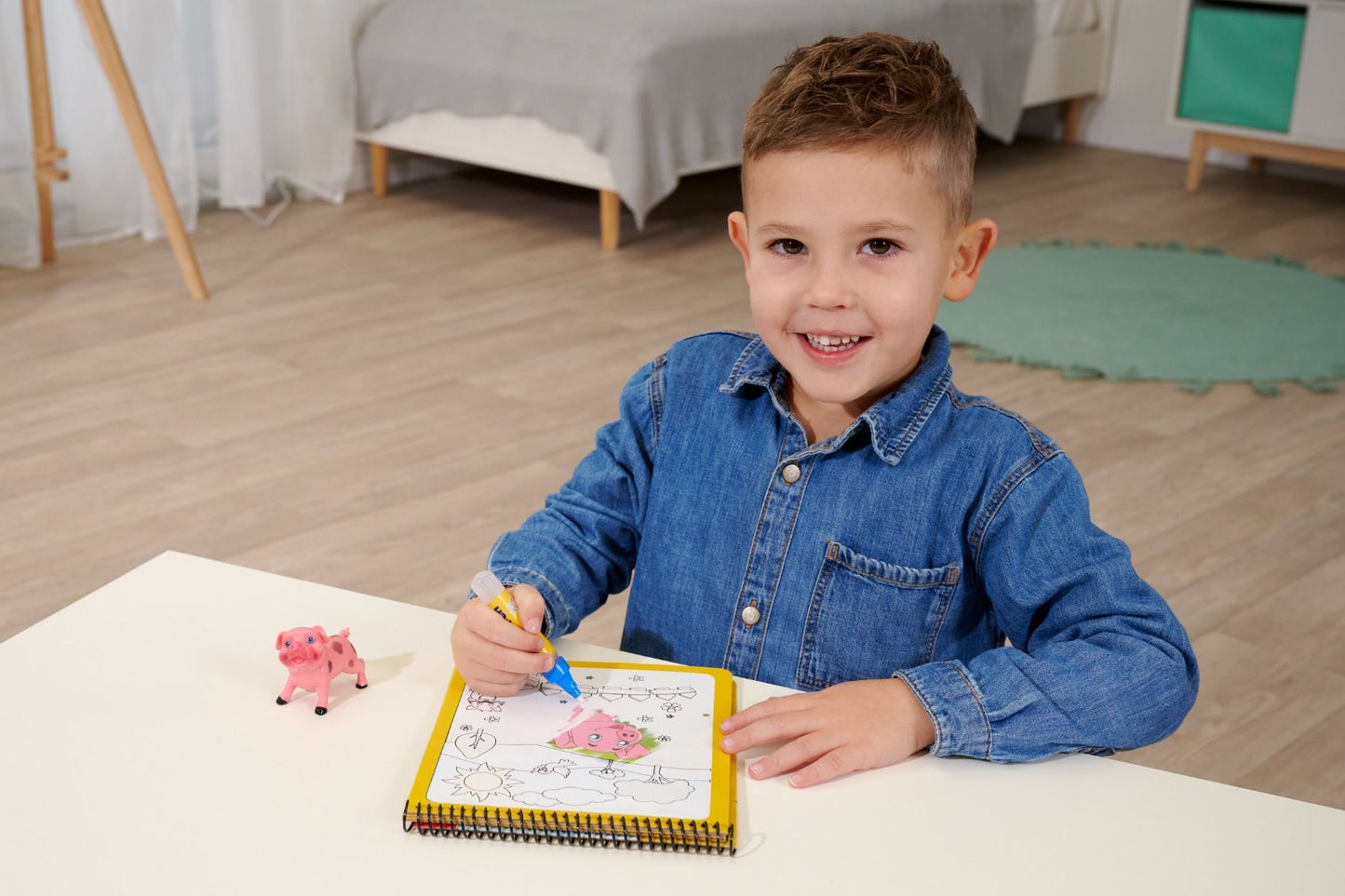 Water Pen Book - Farm