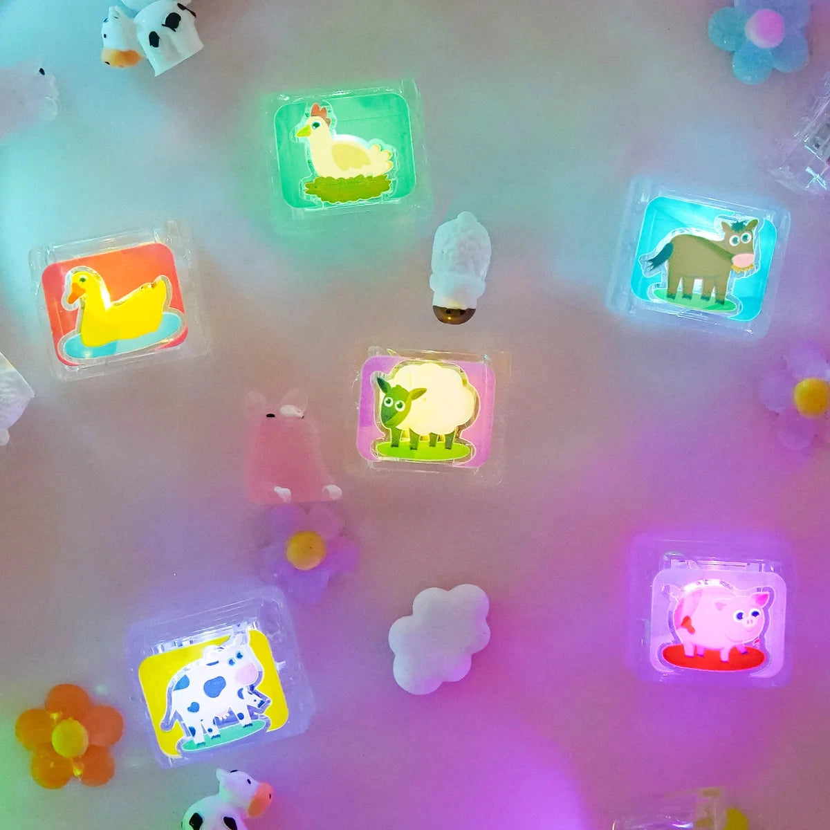 Limited Edition Light-Up Cubes, 6-Pack Zoo Animals by Jellystone Designs