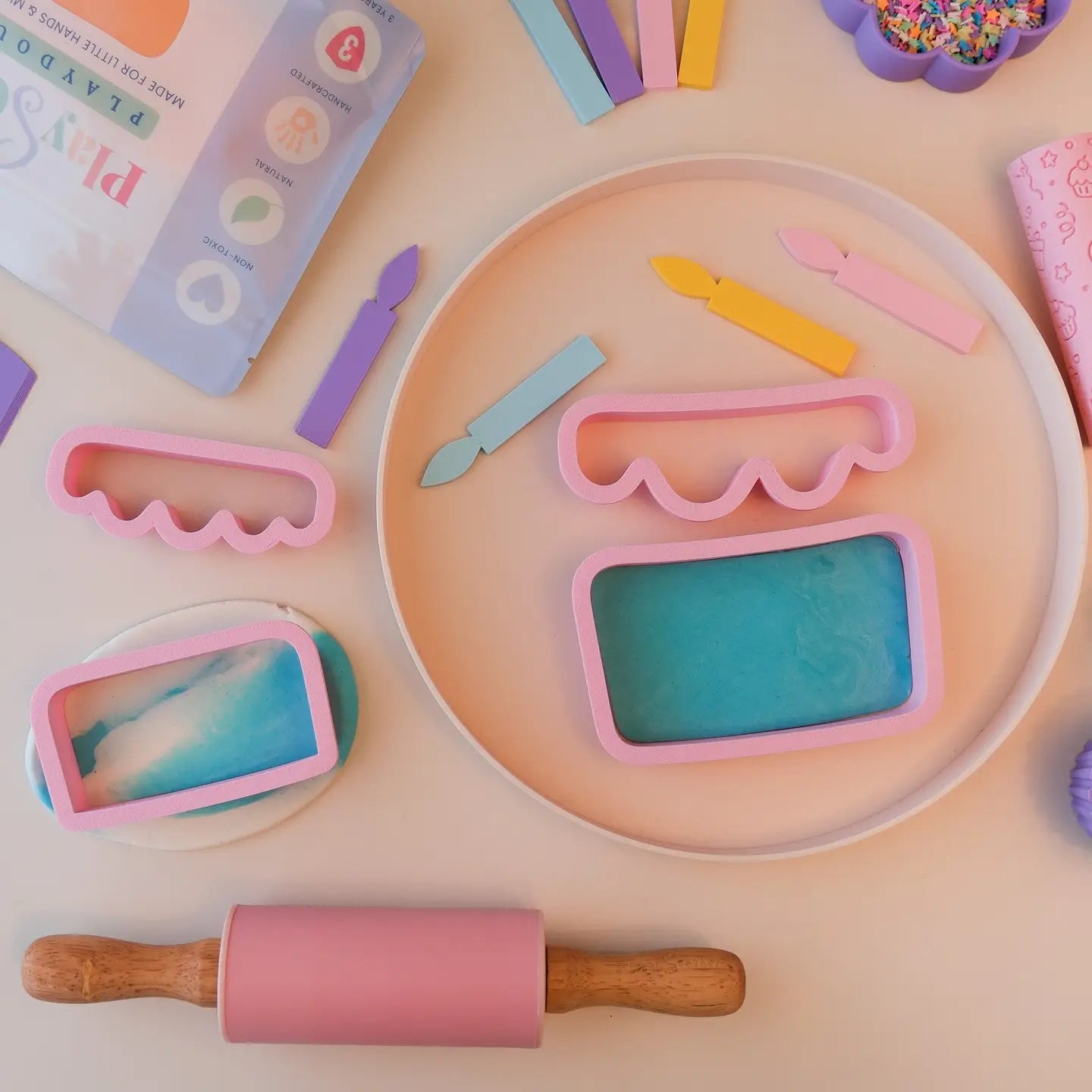 Build-A-Birthday Cake Cutter Set