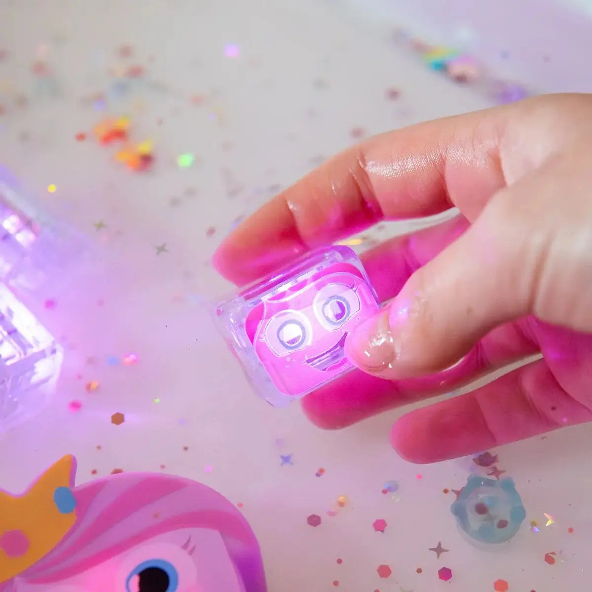 Glo Pals Cubes Princess Ida (Pink) by Jellystone Designs
