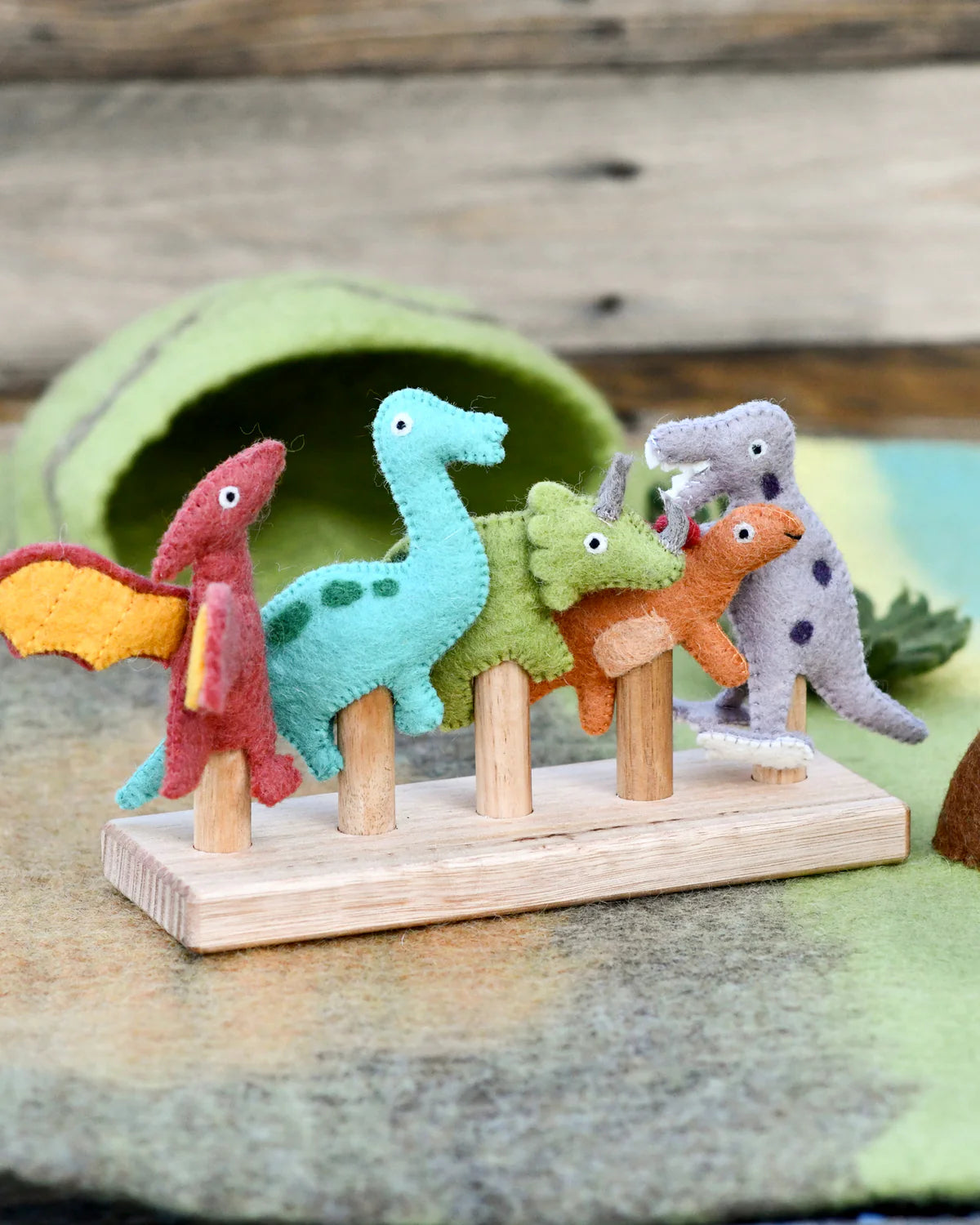 Felt Dinosaur Finger Puppets by Tara's Treasures