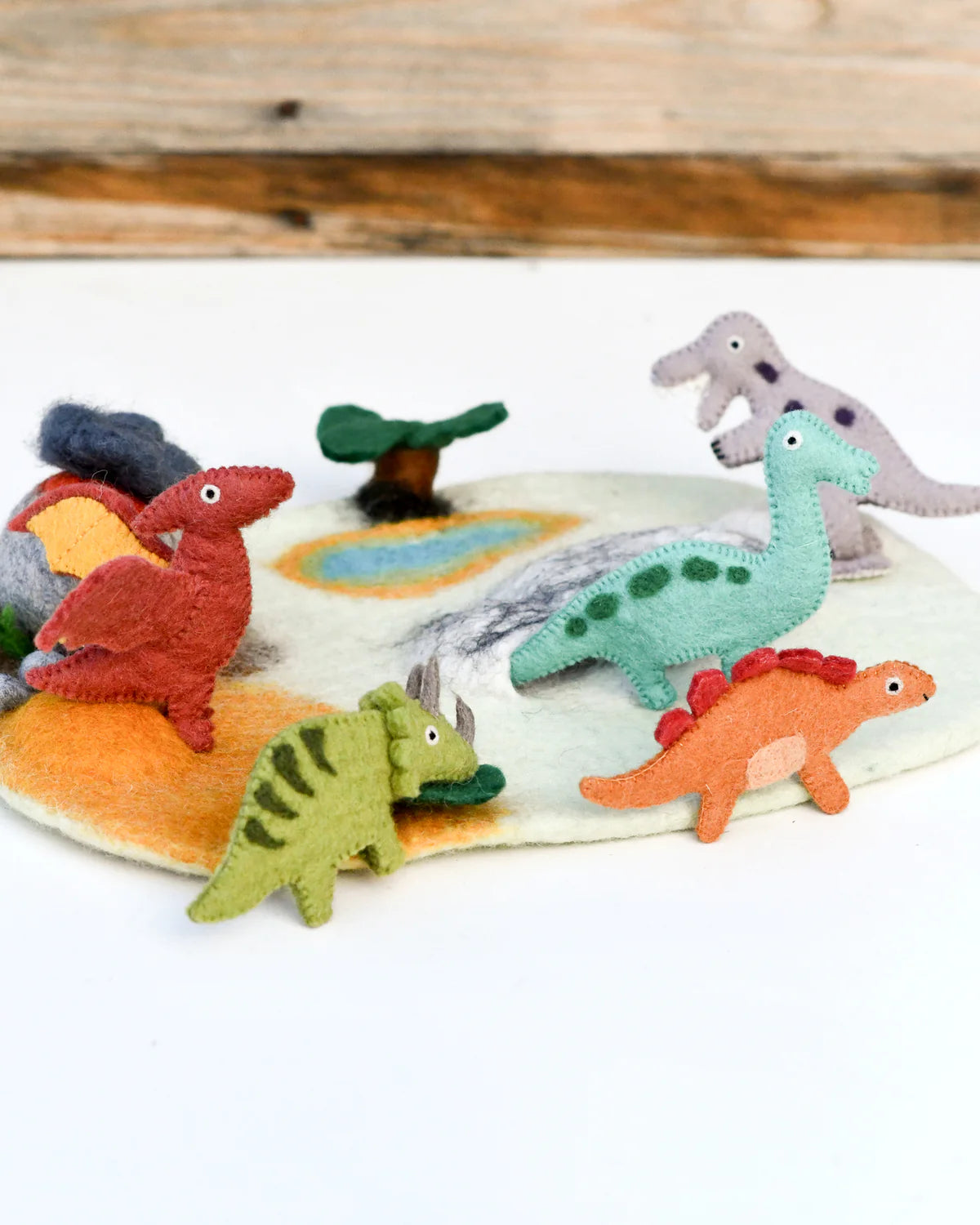 Felt Dinosaur Finger Puppets by Tara's Treasures