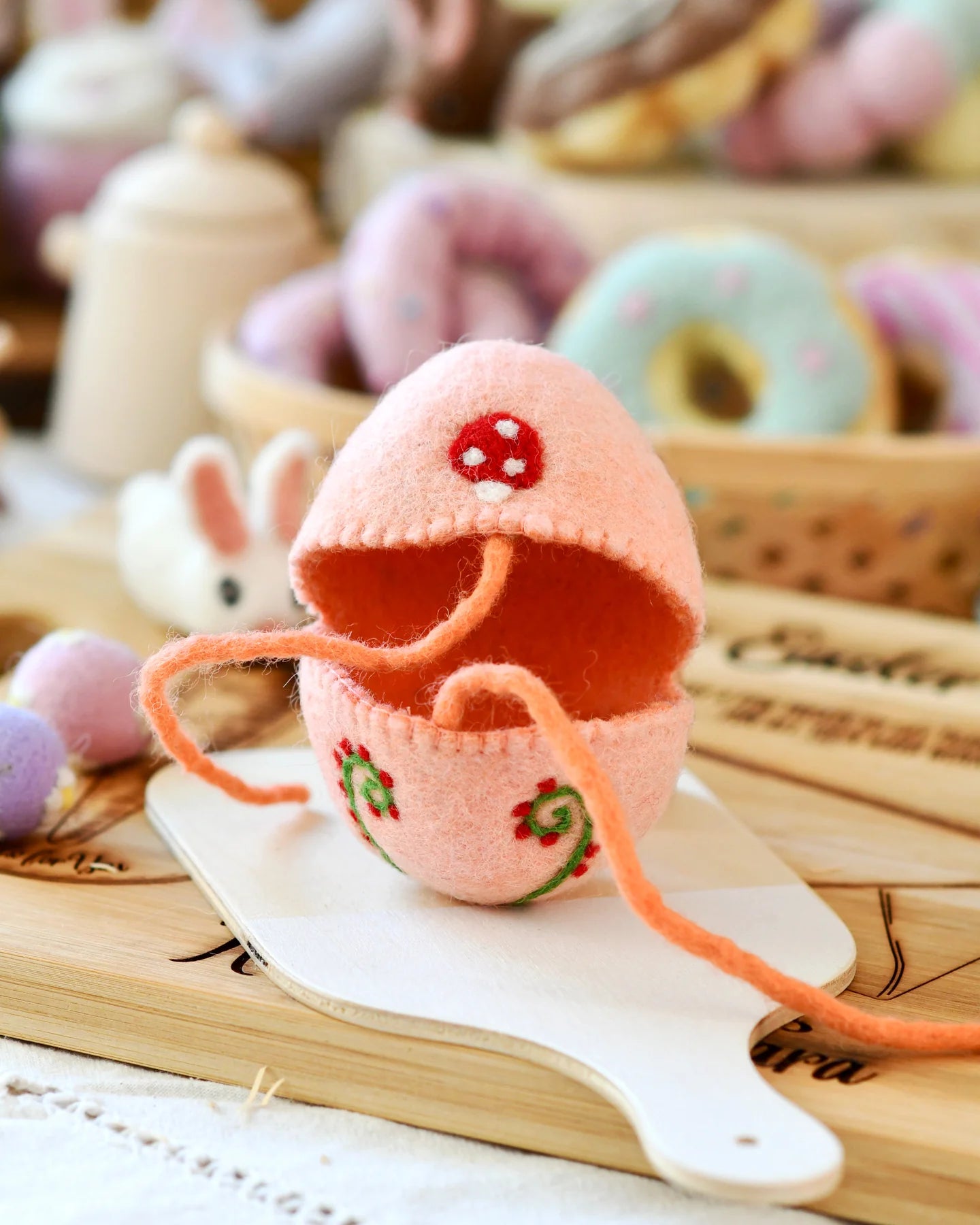 Felt Egg Cover - Peach with Mushroom Mofit