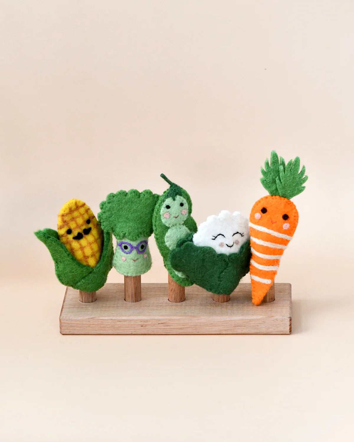 Felt Vegetable Finger Puppets by Tara's Treasures