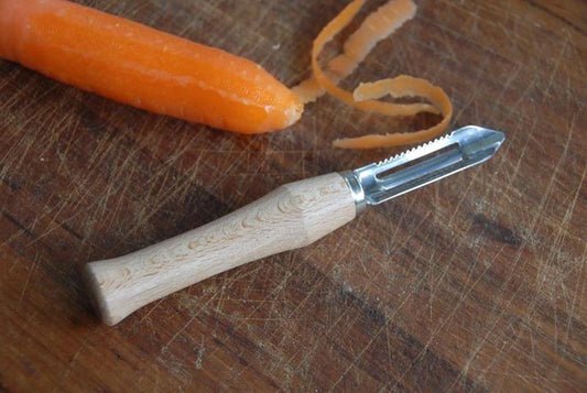 Beechwood Vegetable Peeler